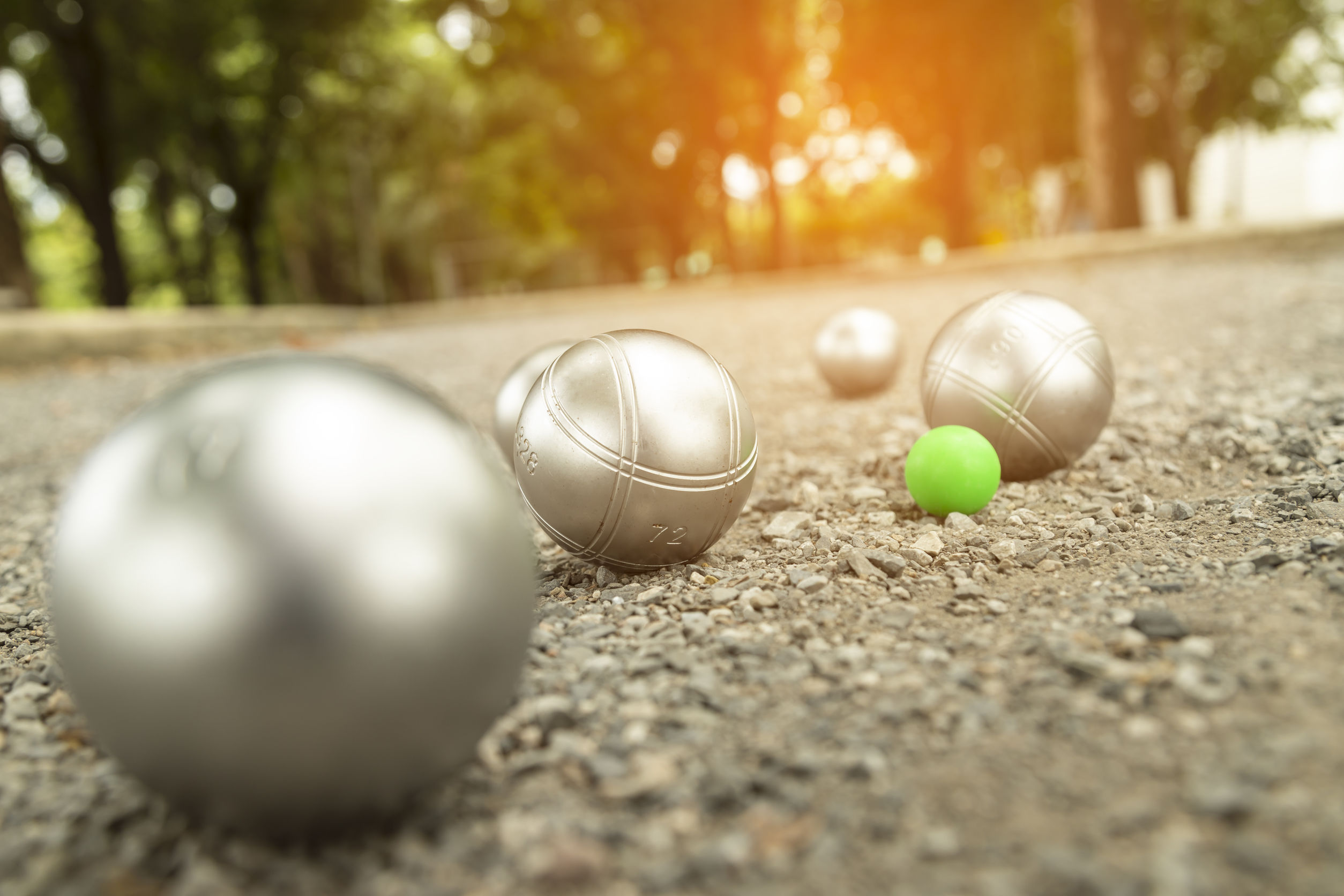 Concours de pétanque semi-nocturne