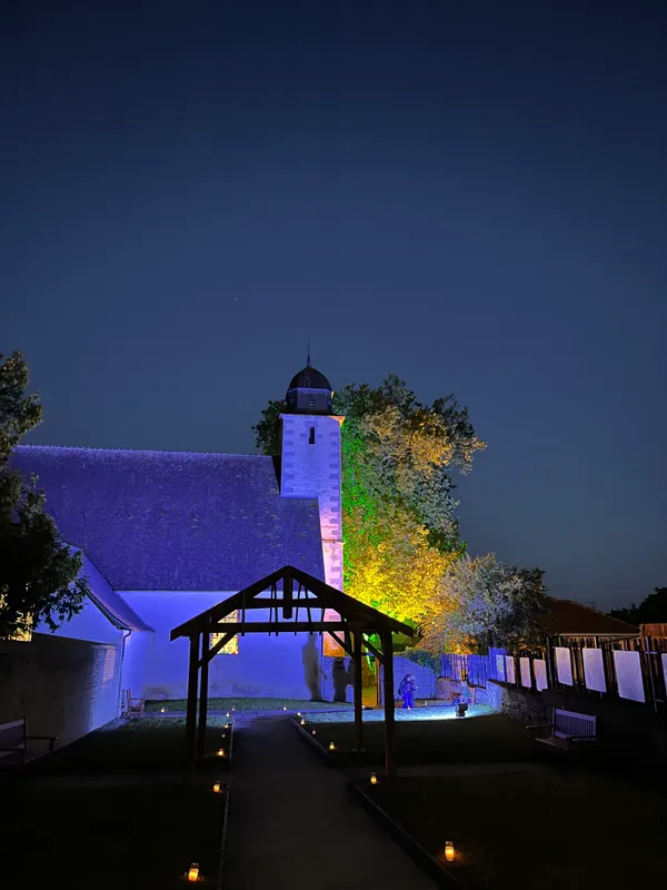 L'église Saint-Roch de Courteille s'illumine