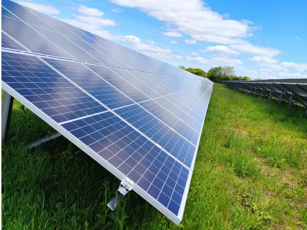 Visite de la centrale solaire d'Orbec