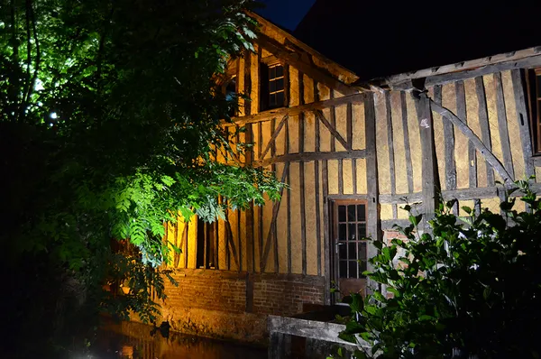 Visite commentée nocturne de Cormeilles