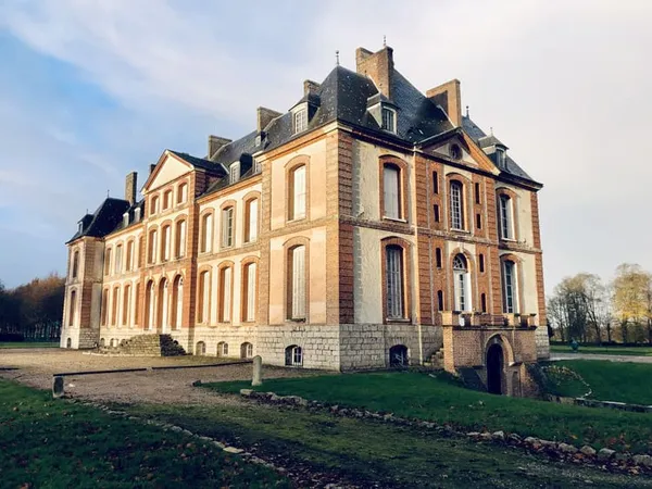 Visite : Souvenirs de Guerre au Château Saint-Victor