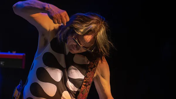 TODD RUNDGREN