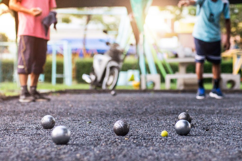 Concours de pétanque