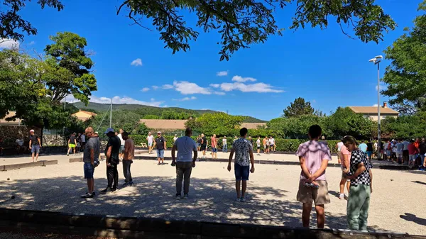 Concours de pétanque