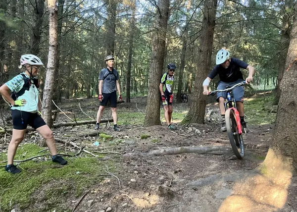 Cours VTT / VTTAE Adultes – Progression et pilotage