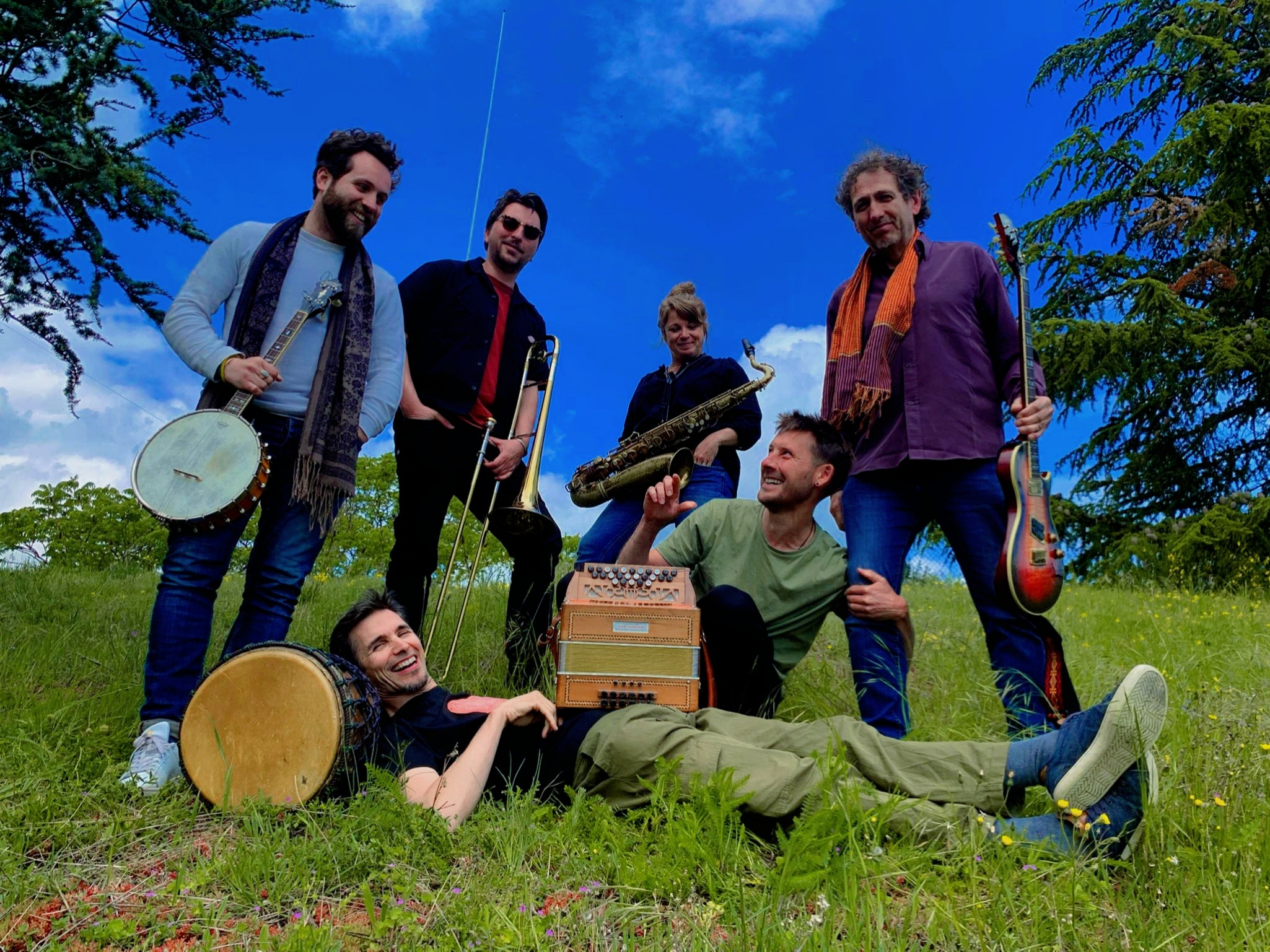 Bal Maka Sextet et Souches : musiques et danses trad du monde