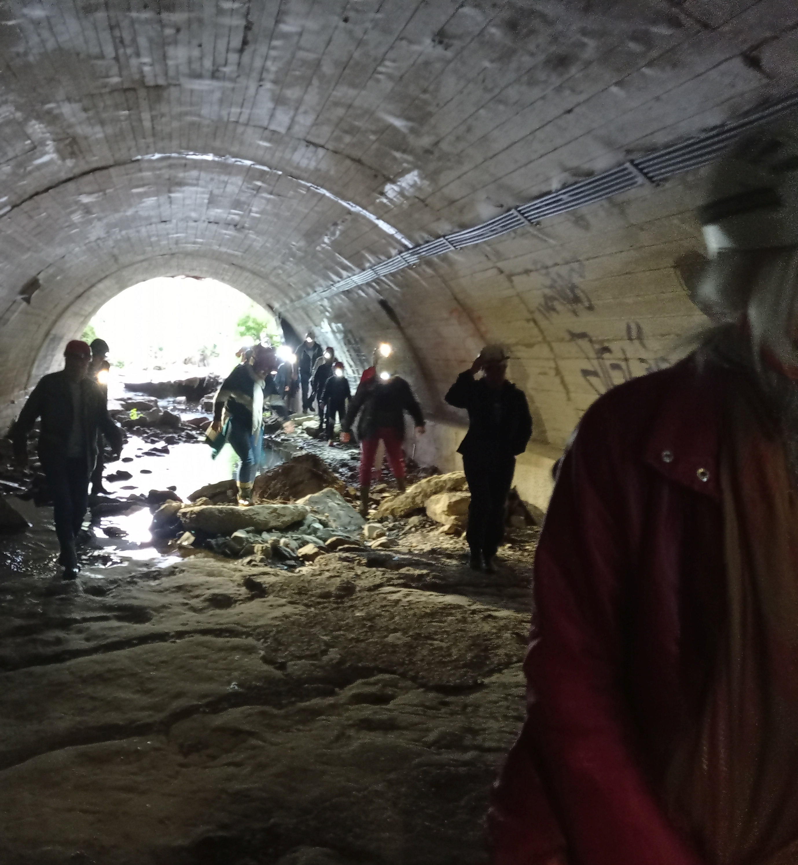 Visite guidée : Les Vans sous terre