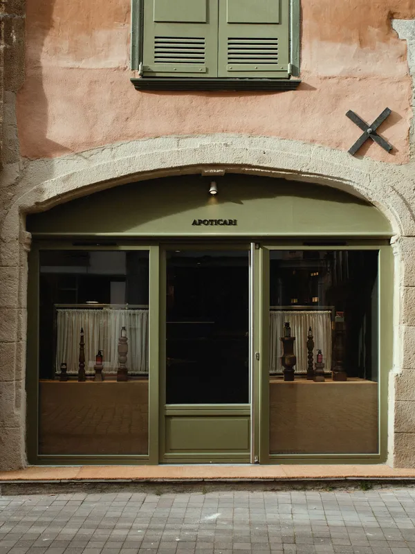 Exposition de plein air : À travers la vitrine