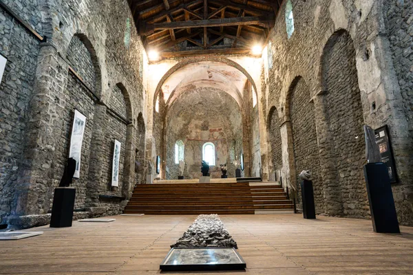 Exposition : Doux regards