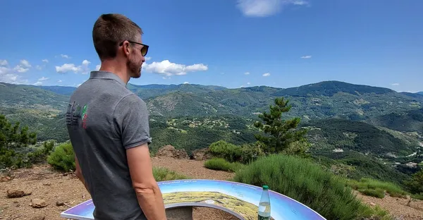 Partez à l'aventure vers les 7 jeunes volcans !