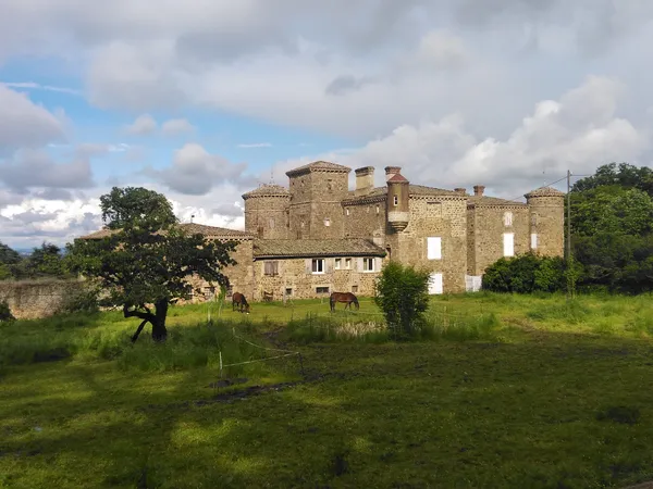 Visite et conférences - Patrimoine et grandes familles sur Saint-Alban-d'Ay et le territoire annonéen