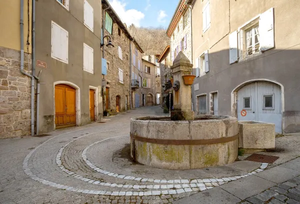 Jeu de piste 2 : Découverte de Montpezat, 8ans et +