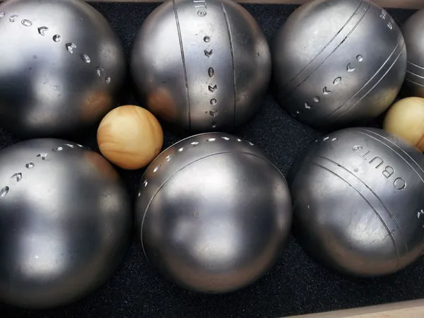 Concours de pétanque à Dolus