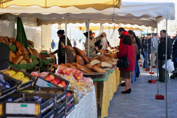 Marché hebdomadaire