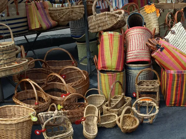 Foire mensuelle de Saintes