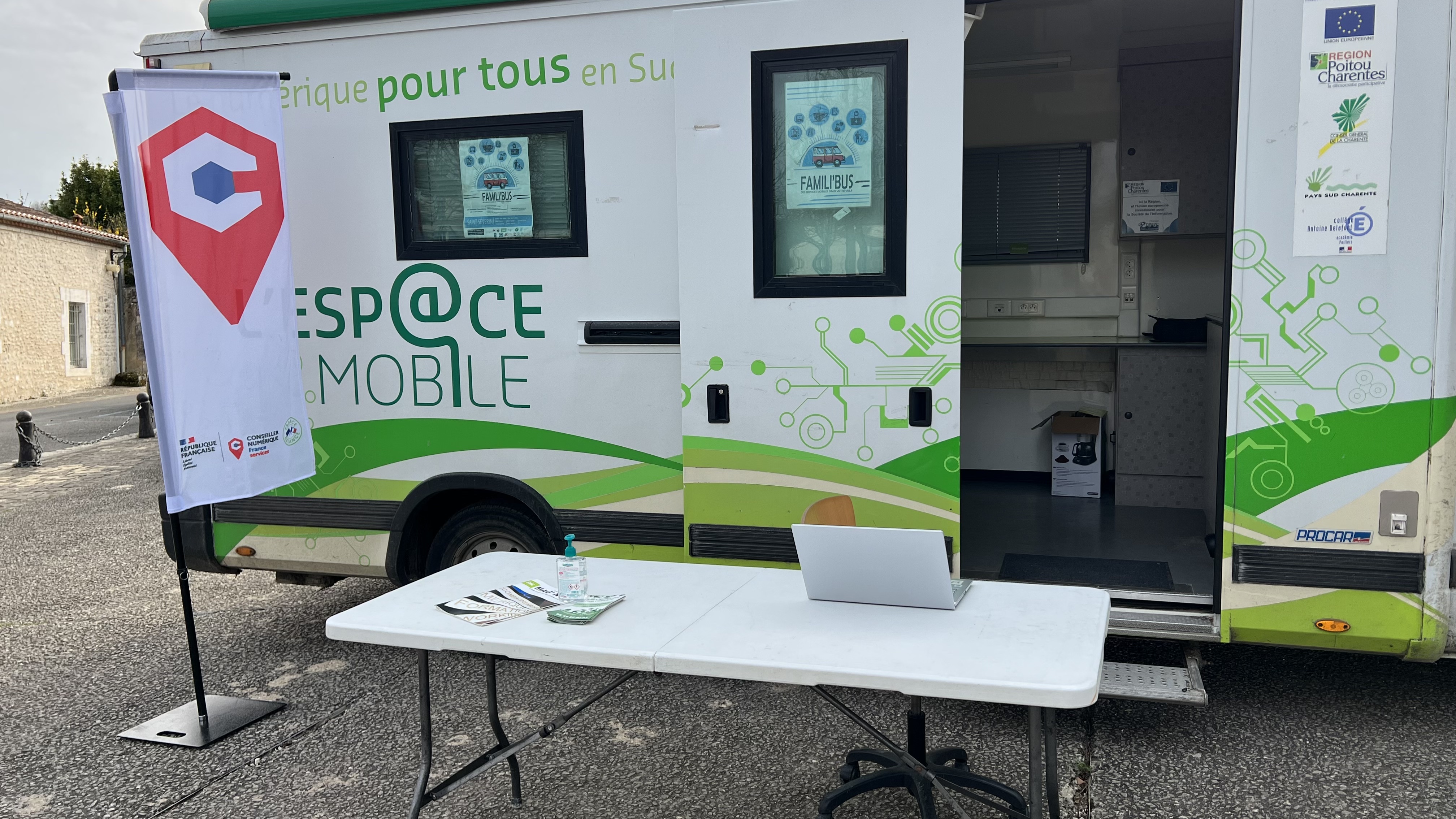 Permanence de l'Espace Numérique Mobile en Sud Charente