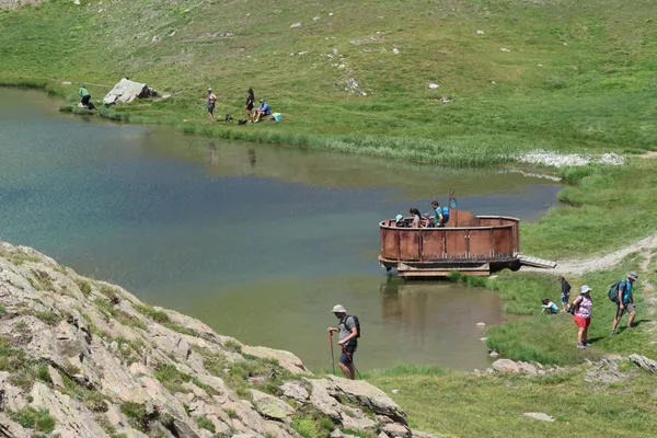 Rdv avec le Parc national des Ecrins : grand lac des Estaris