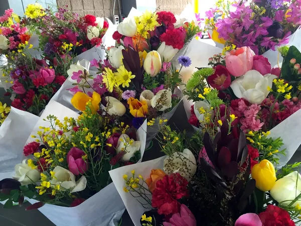 Marché aux fleurs Stalingrad