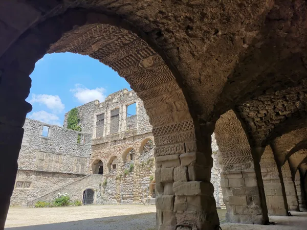 Exposition d'art au château