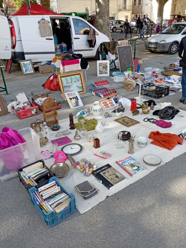 Puce des Marchés du Hangar