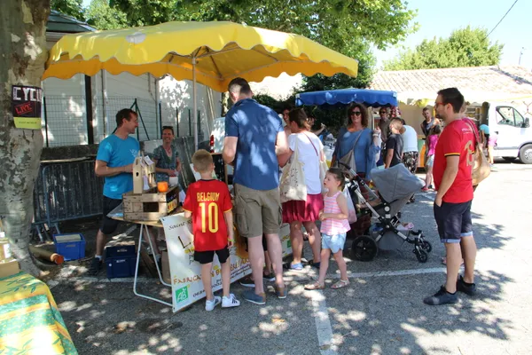 Marché nocturne estival de Saint-Remèze