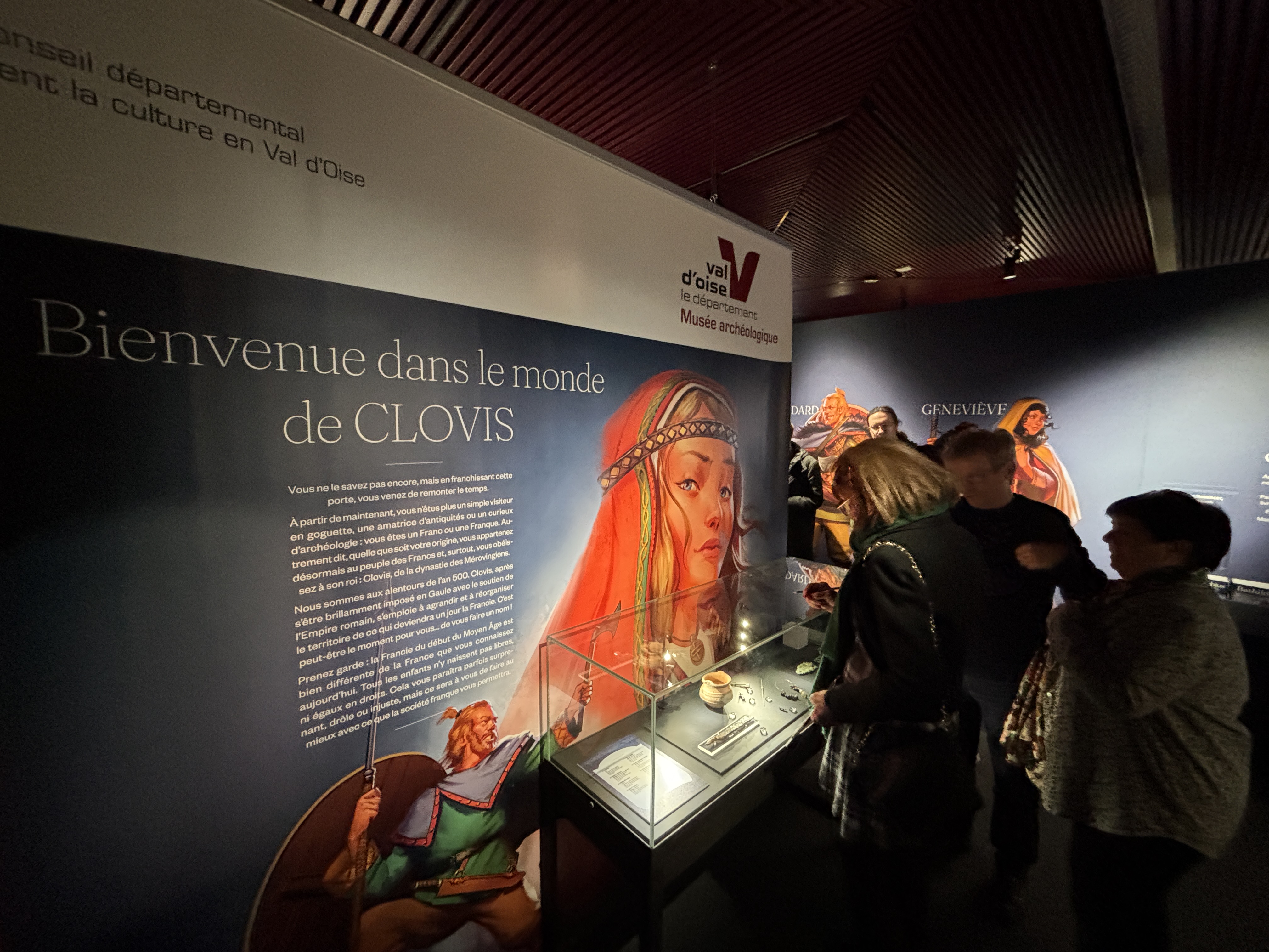 Visite en LSF de l'exposition "Le monde de Clovis"