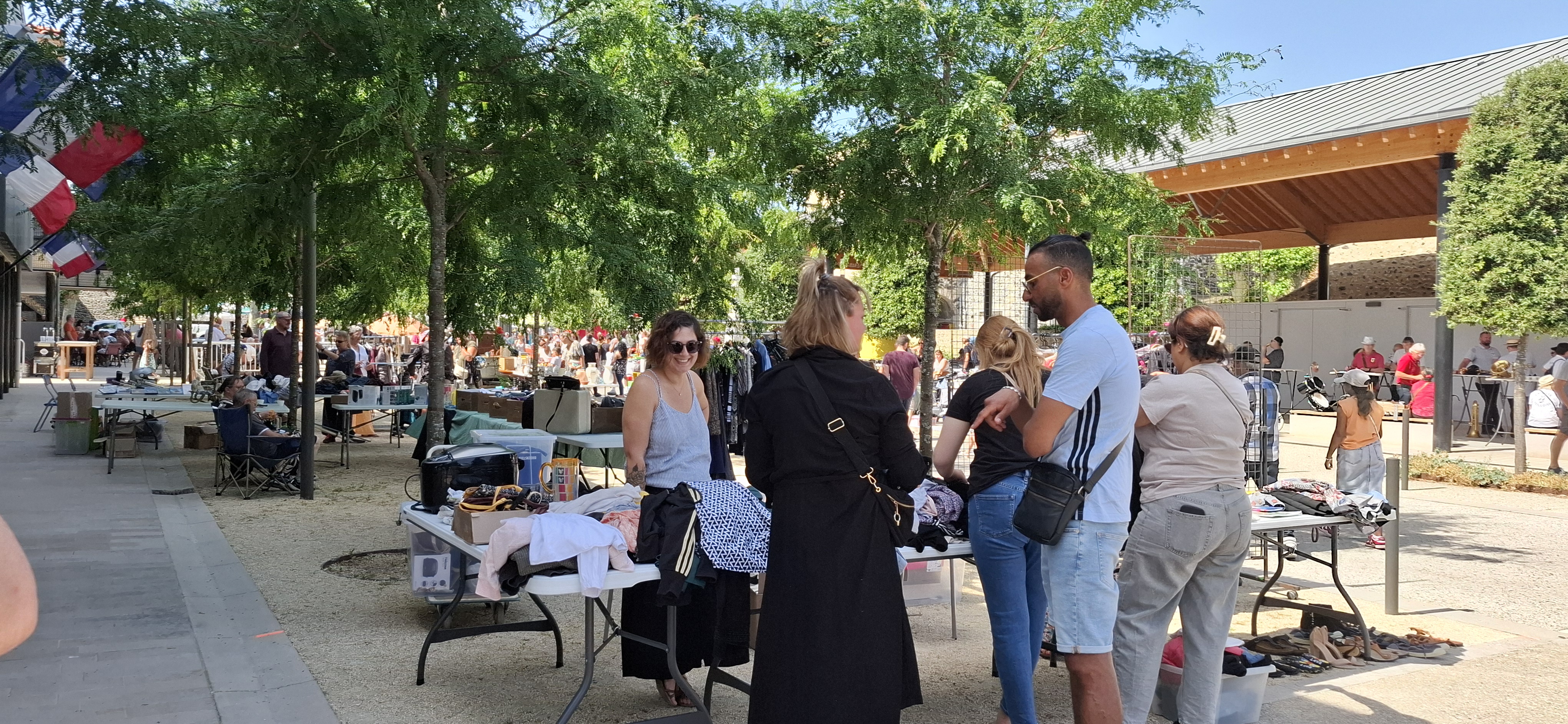 Vide grenier d'Ardèche Lutte Meysse