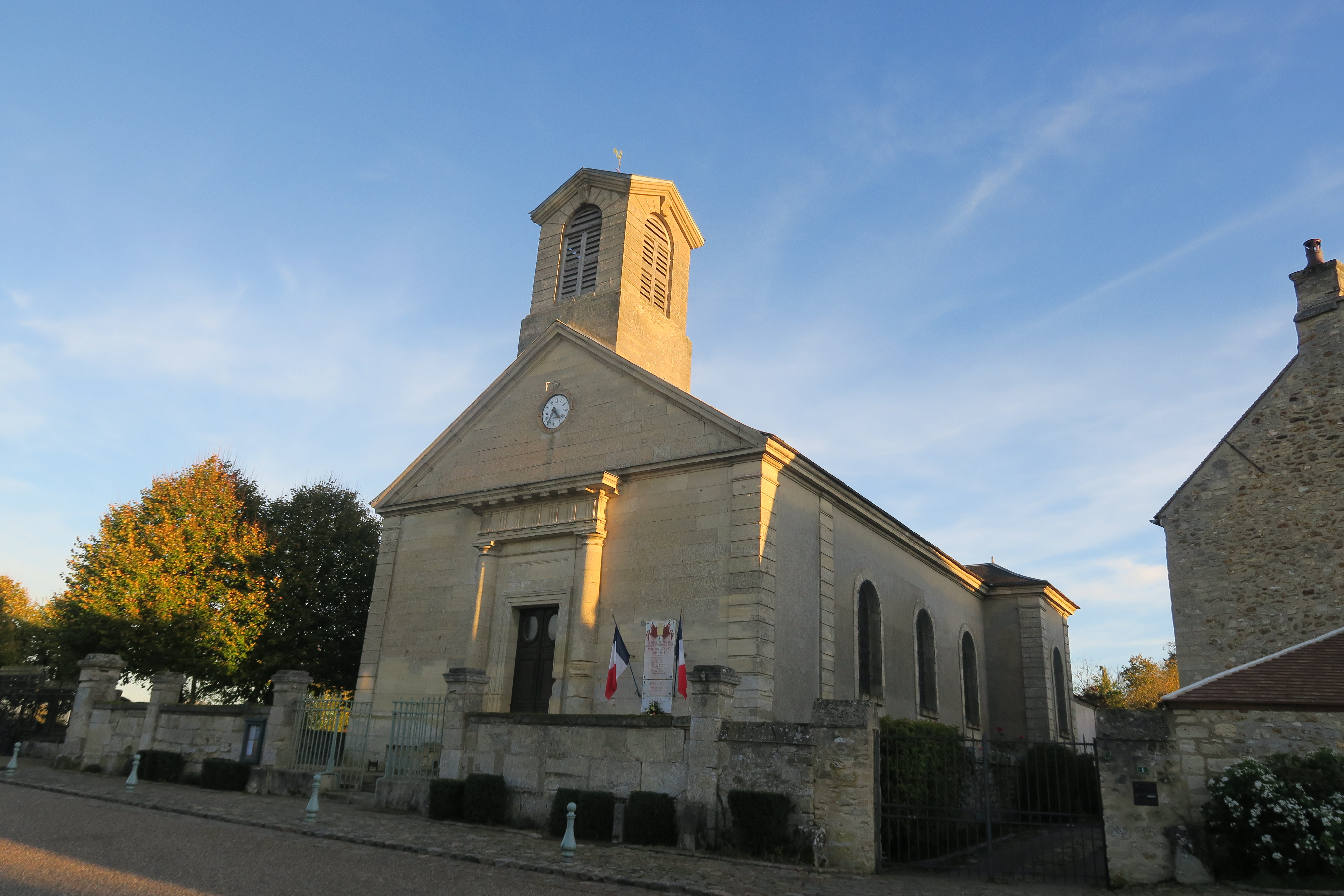 Digression et déviation à Maudétour