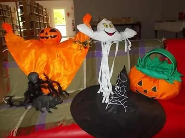 Lecture d'histoires pour Halloween