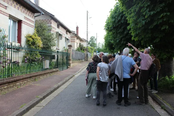 Visite sur l'héritage social de la Cartoucherie Française