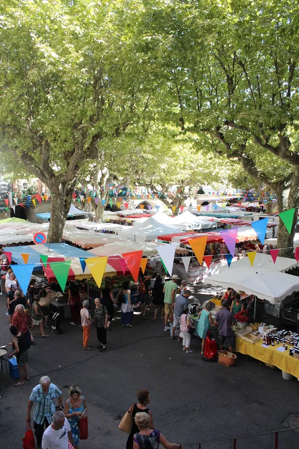 Marché hebdomadaire de Sommières