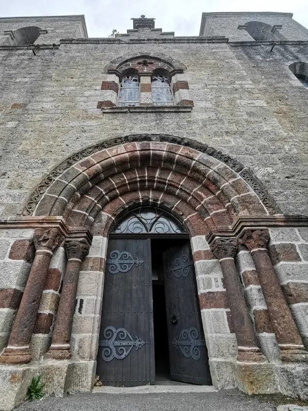 Visite guidée d'Issarlès avec Elodie Blanc