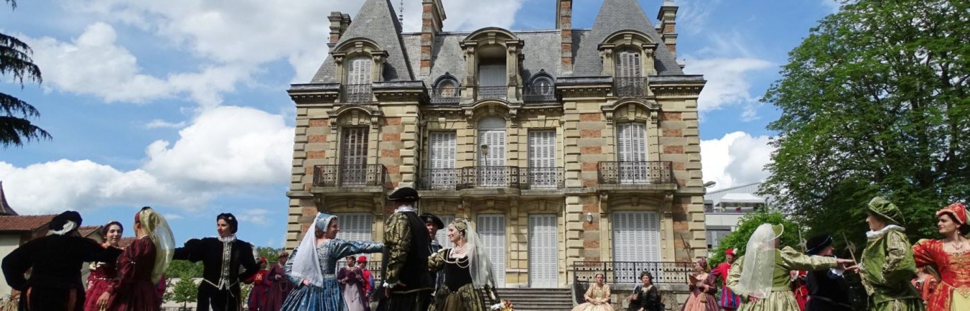 Coup de théâtre ! Le destin d’une duchesse