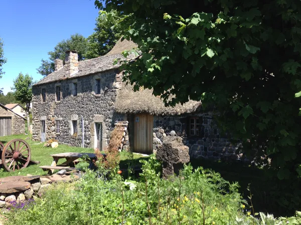 Visite de la Ferme de Clastre à Sainte-Eulalie