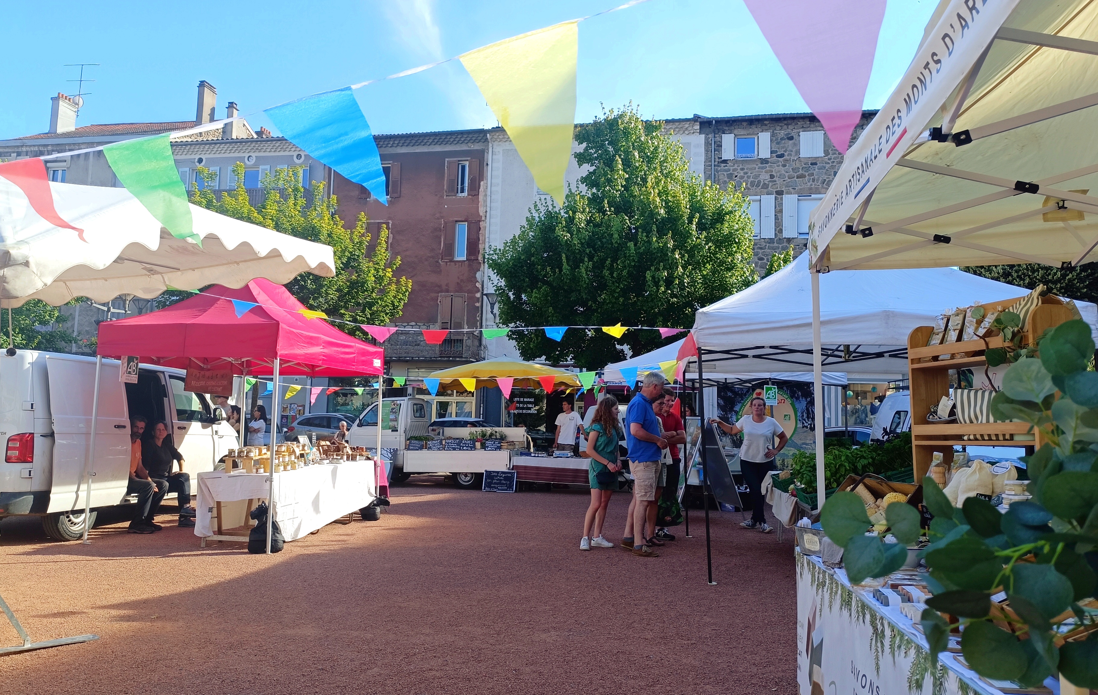 Marché des producteurs et de l'artisanat