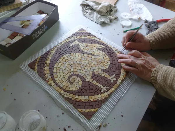 Stage : mosaïque antique (20h) COMPLET