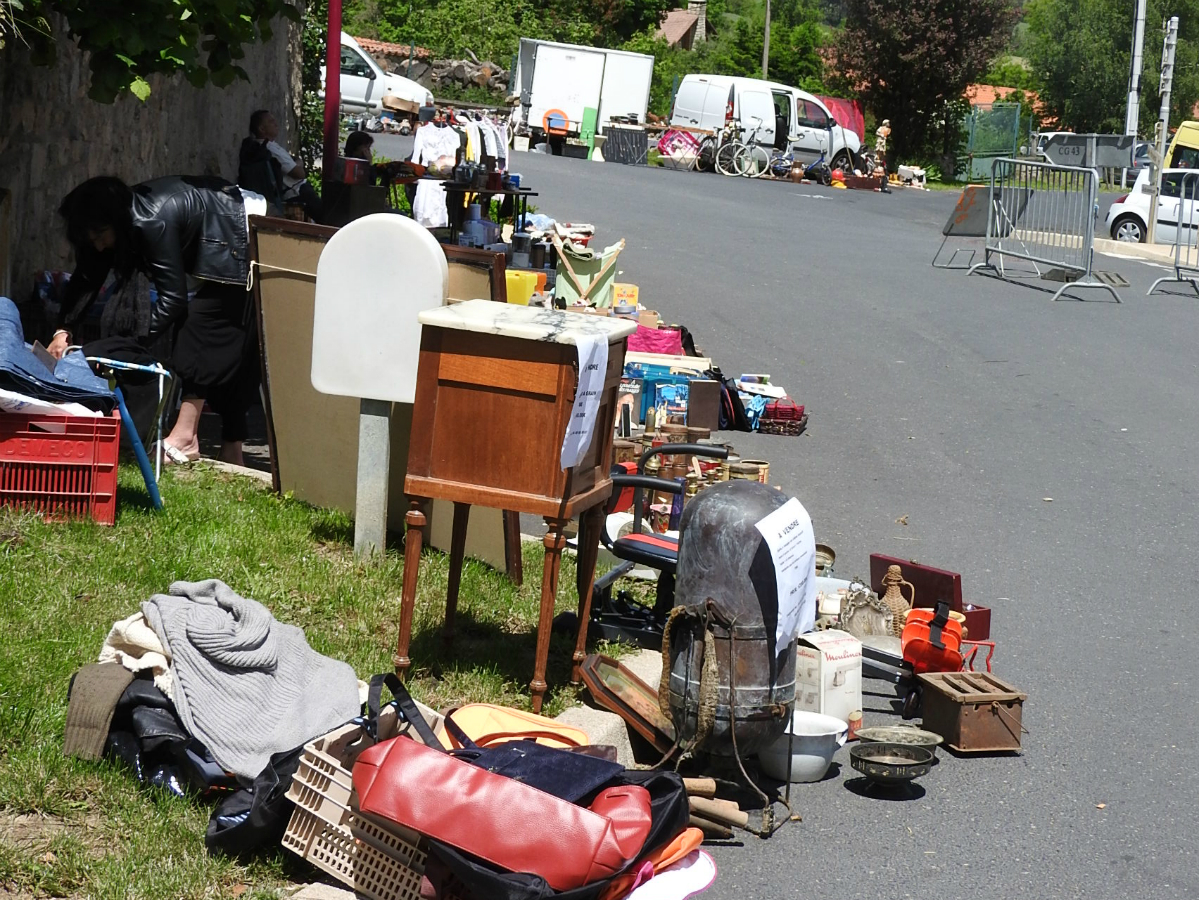 Vide-Greniers de St Georges Lagricol