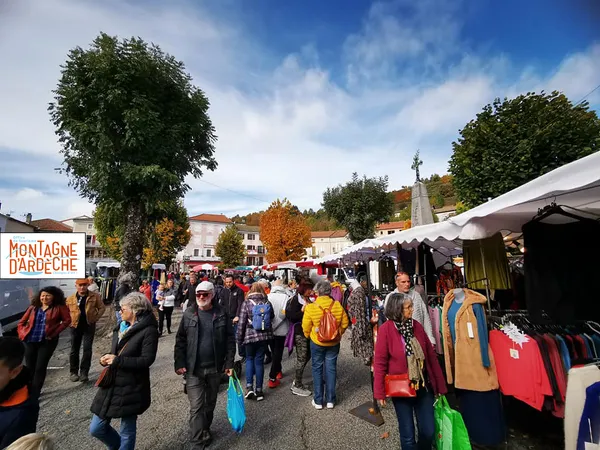 Foire aux champignons et aux chevaux