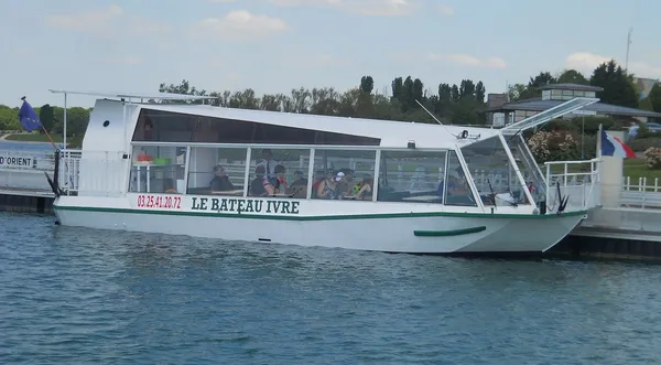 Le Bateau Ivre - Déjeuner croisière &amp; Promenade commentée
