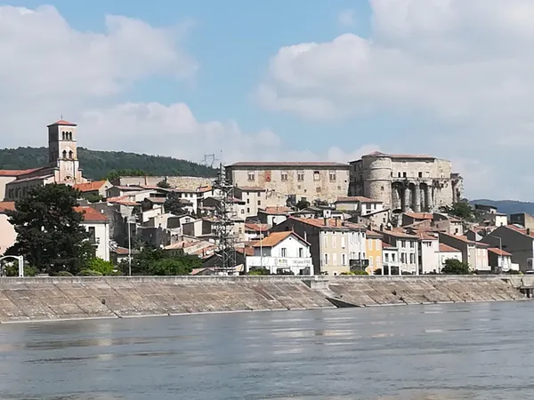 Visite-découverte "La Voulte-sur-Rhône, à l'ombre du château"