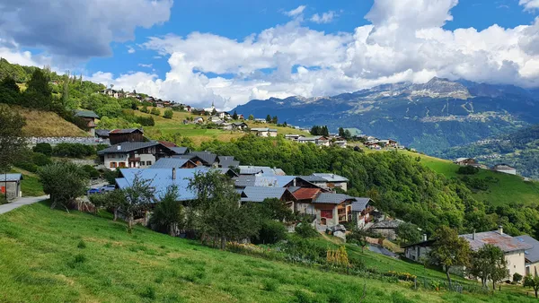 La Côteraine, fête de village