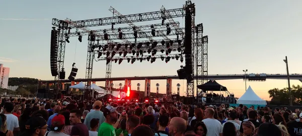 Concert :  Styleto + Helena - Martigues Summer Festiv'Halle