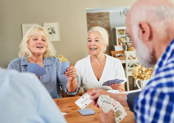 Après-midi jeux pour la Semaine Bleue - Mauves