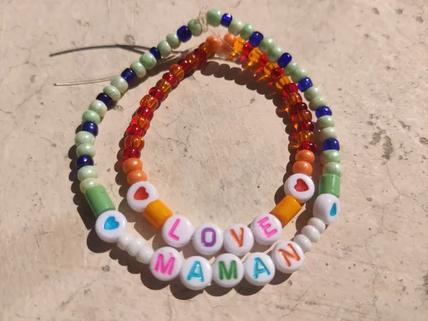 Animation enfant "bracelet perles"