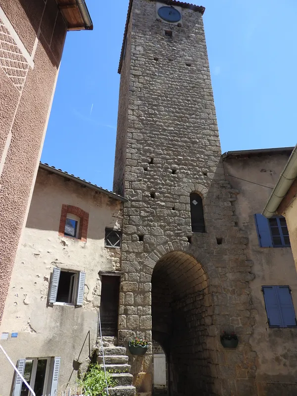 J.E.P. : Ascension du Donjon