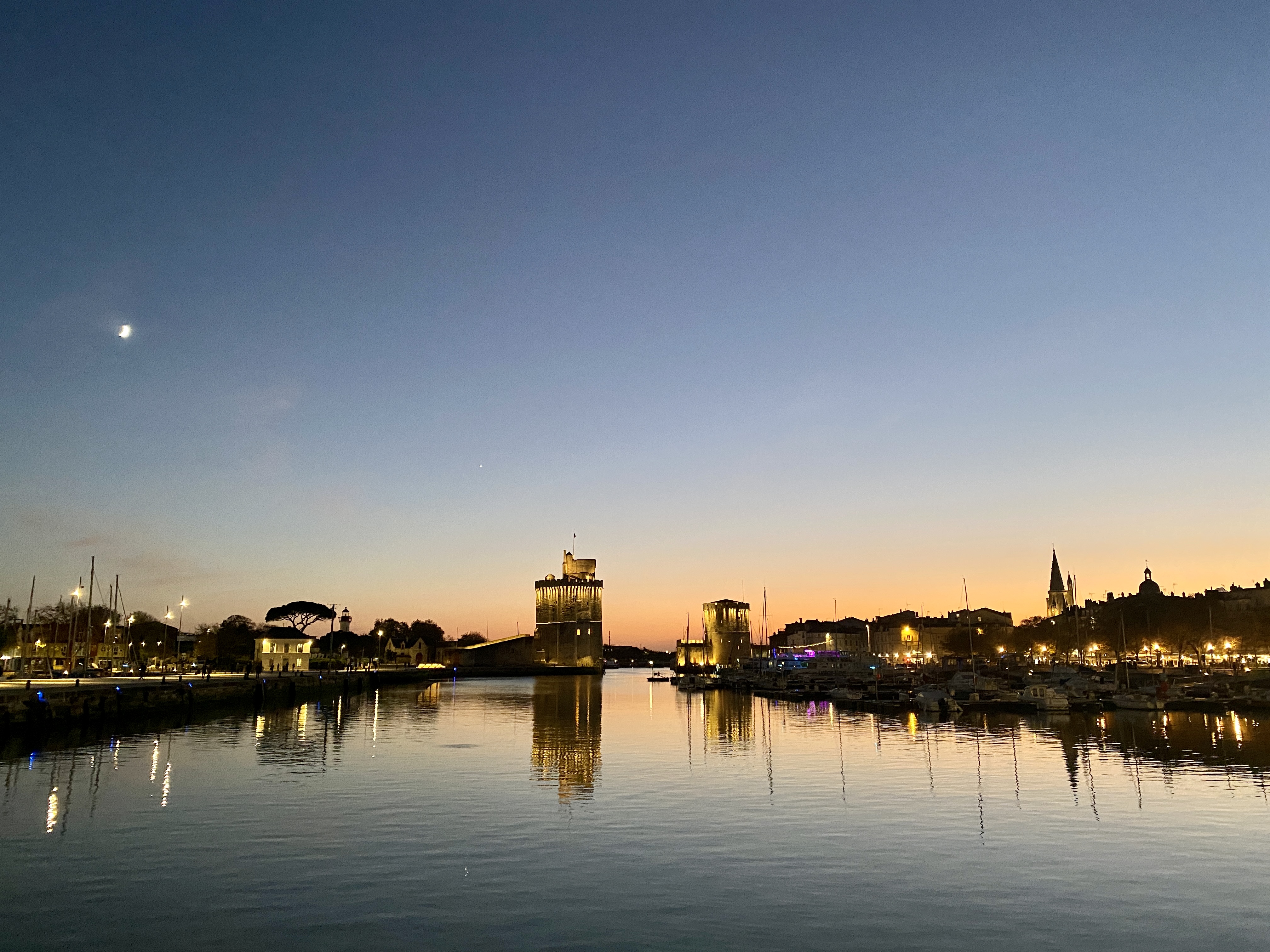 Visite guidée - La Rochelle se dévoile en lumière