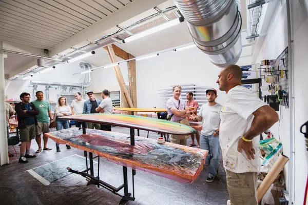 Visite guidée au Shapers Club - Fabrication planches de surf