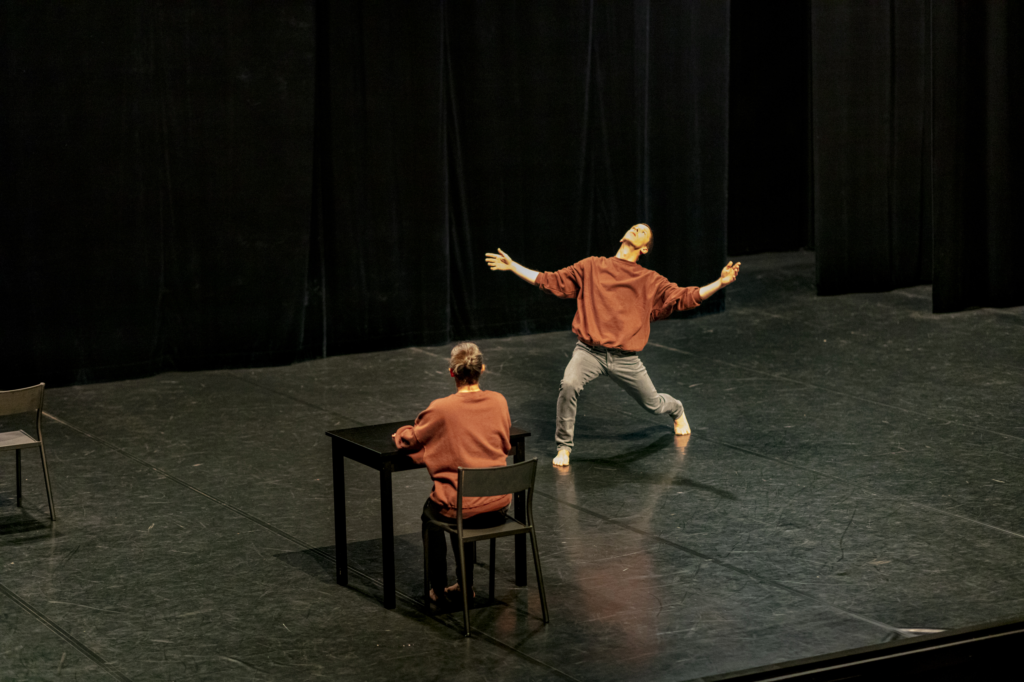 Spectacle Derrière