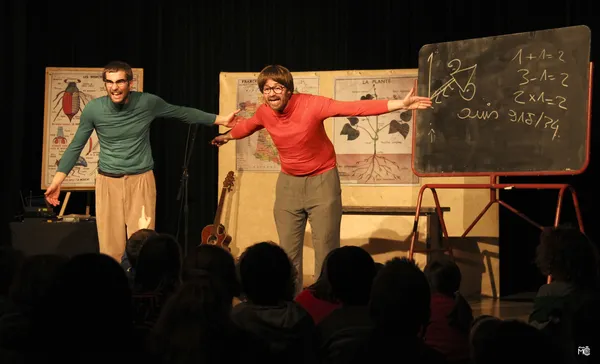 « L’école des petits Robert » - Cie Robert et moi | FESTIVAL "UN AUTOMNE SUR LES PLANCHES" POUR LES SCOLAIRES