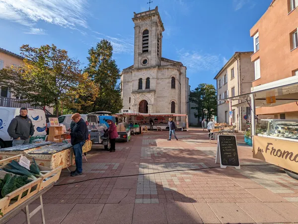 Marché de Brives-Charensac